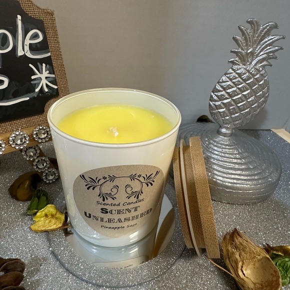 PINEAPPLE SAGE, SCENT UNLEASHED LLC LUXURY HAND POURED CANDLE - Picture 4 of 6